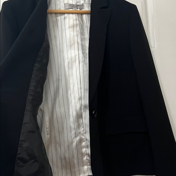 Kasper Black Blazer - Picture 3 of 6